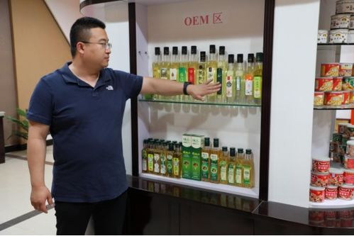 贊皇縣電子商務(wù)公共服務(wù)中心 農(nóng)產(chǎn)品上行組深入企業(yè)調(diào)研，助推個(gè)人商務(wù)服務(wù)升級(jí)